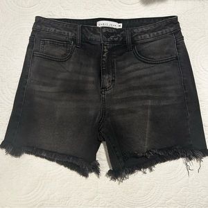 Carly Jean Los Angeles black raw hem shorts size M